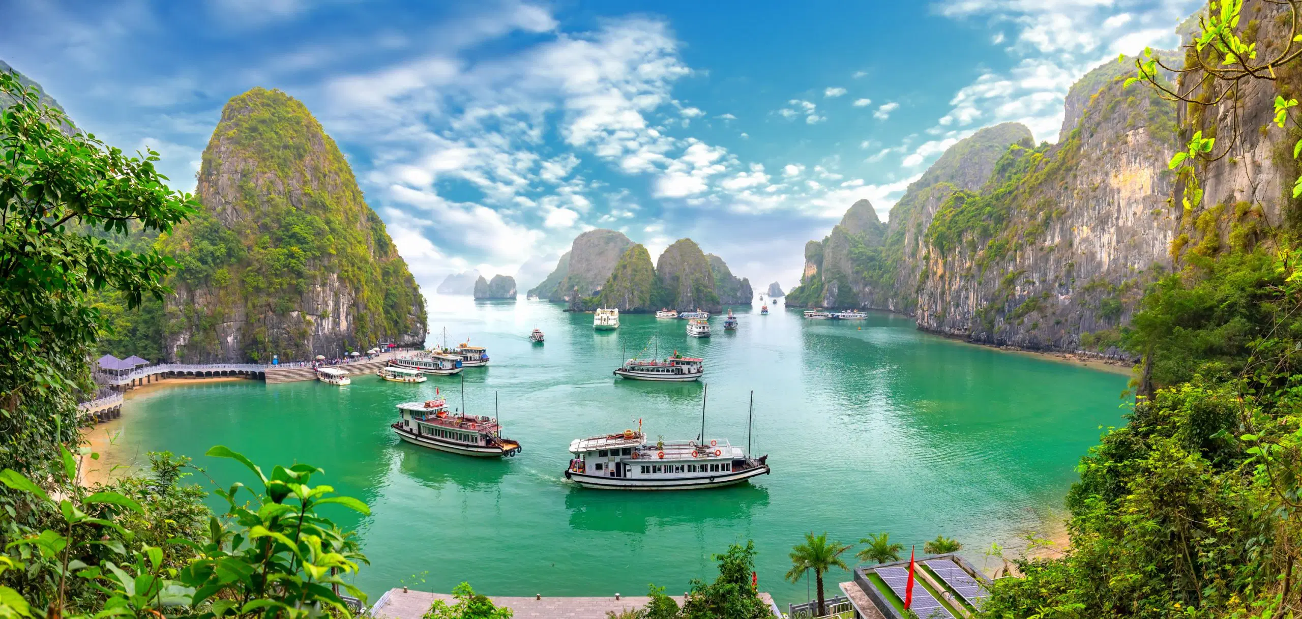 Tất Tần Tật Kinh Nghiệm Du Lịch Hạ Long 2026: Cập Nhật Giá Vé & Lịch Trình A-Z