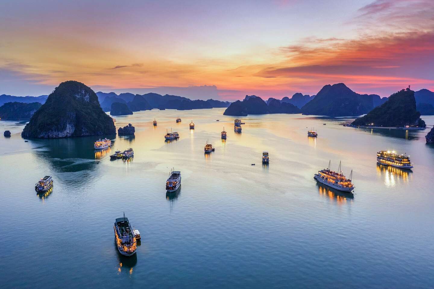 Du lịch Hạ Long tự túc chi tiết mới nhất 2026